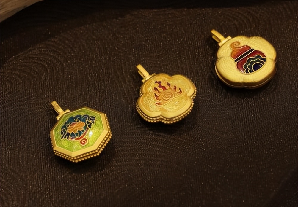 “非遗万象”华艺杯全国首届非遗传承人设计作品展评大赛(北京展)启动! “非遗万象”华艺杯全国首届非遗传承人设计作品展评大赛(北京展)启动!.24图片