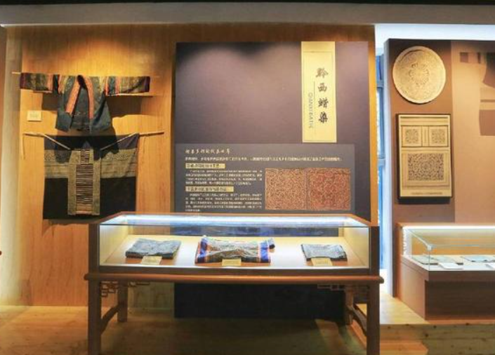 “非遗万象”华艺杯全国首届非遗传承人设计作品展评大赛(北京展)启动! “非遗万象”华艺杯全国首届非遗传承人设计作品展评大赛(北京展)启动!.32图片